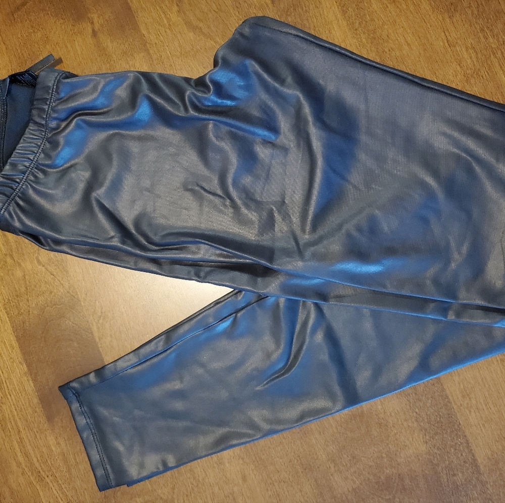 Nollie black, faux leather leggings in medium